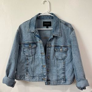 banana republic denim jacket 🤩